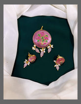 Pink Flower Pendent in Kundan - KP00123